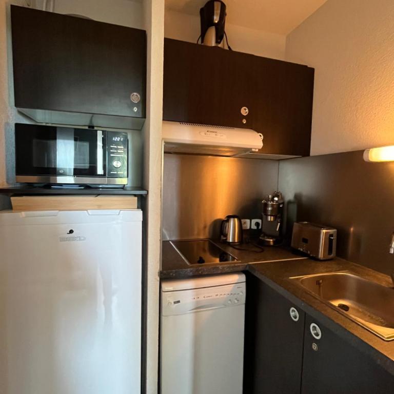 Appartement plage piscine et tennis inclus - One-Bedroom Apartment - 24