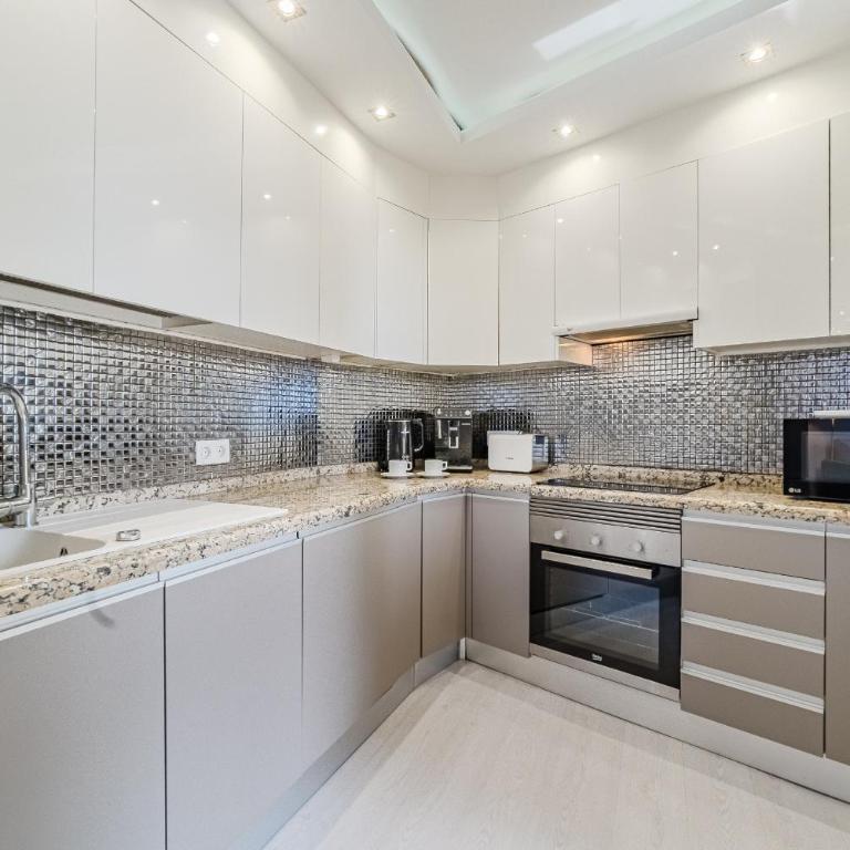Playa Paraiso 2bdr Ocean View Terrace And Garage - Apartamento con vistas al mar - 17