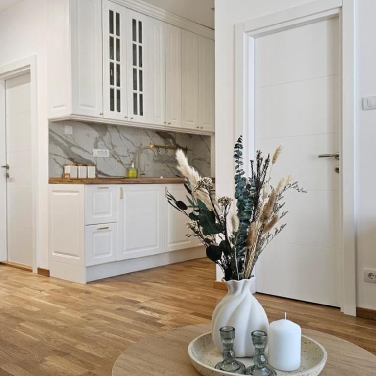 Zlatni TRG - One-Bedroom Apartment - 9