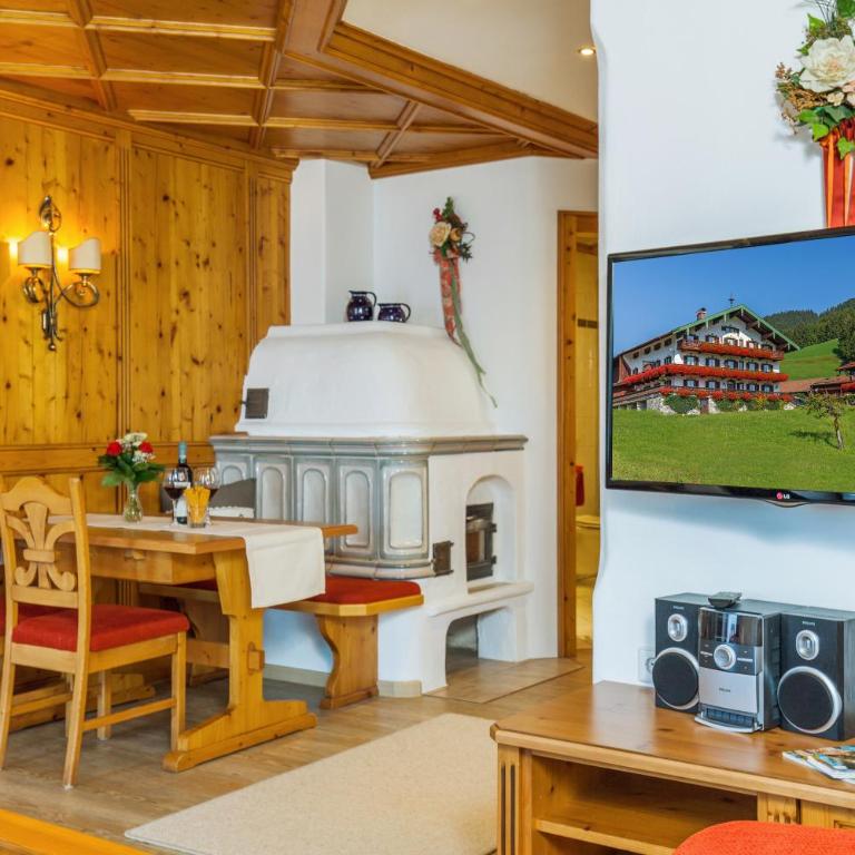 Steinberger Hof inkl. Chiemgaukarte - Apartment mit 1 Schlafzimmer, Balkon und Bergblick - 3