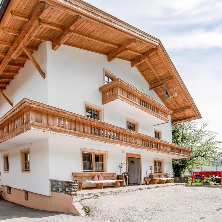 Apartment in Hainzenberg near Ski Lift - Apartment mit 4 Schlafzimmern - 3