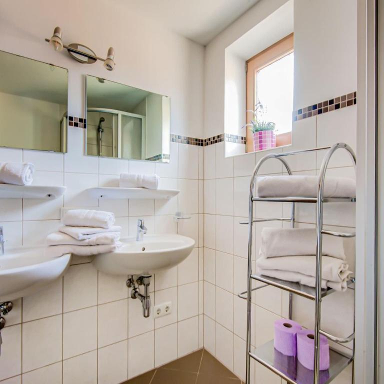 Apartment in Hainzenberg near Ski Lift - Apartment mit 4 Schlafzimmern - 23