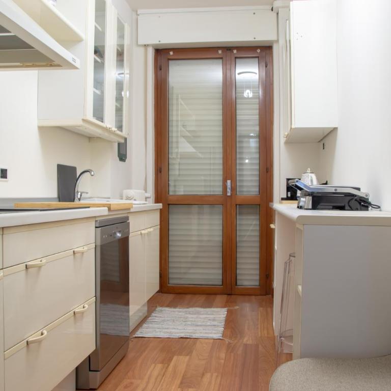 Welc-ōM Ivrea Padova Free Parking - Appartamento con 2 Camere da Letto - 50