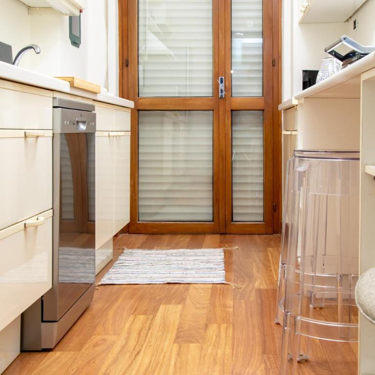 Welc-ōM Ivrea Padova Free Parking - Appartamento con 2 Camere da Letto - 54