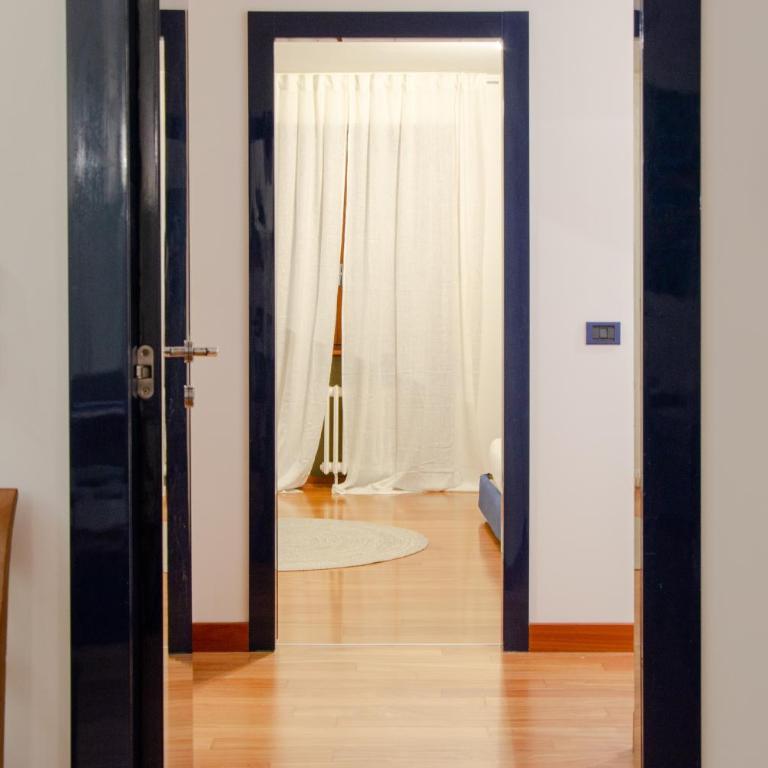 Welc-ōM Ivrea Padova Free Parking - Appartamento con 2 Camere da Letto - 65