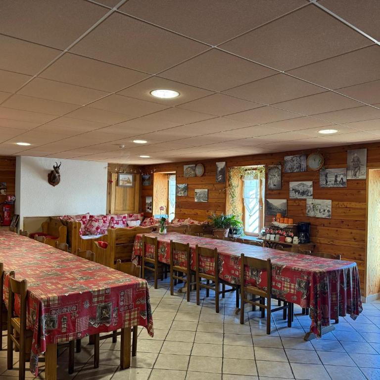 La Ferme de la Tour - Chalet - 4