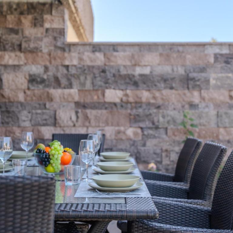 Villa Playa del Duque, Costa Adeje by Paramount Holidays - Villa - 12