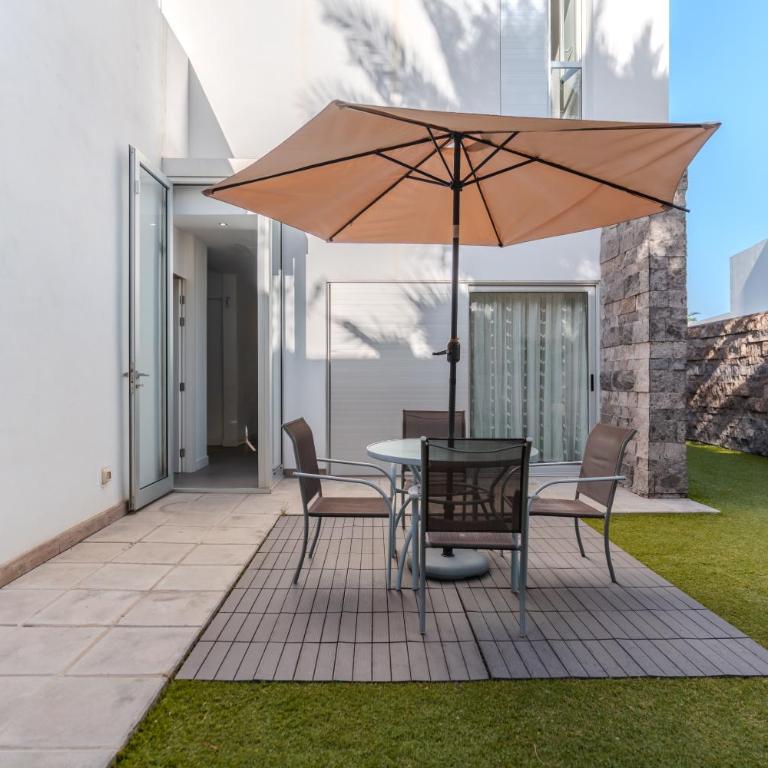 Villa Playa del Duque, Costa Adeje by Paramount Holidays - Villa - 70