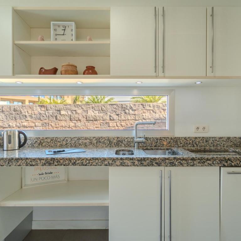 Villa Playa del Duque, Costa Adeje by Paramount Holidays - Villa - 49