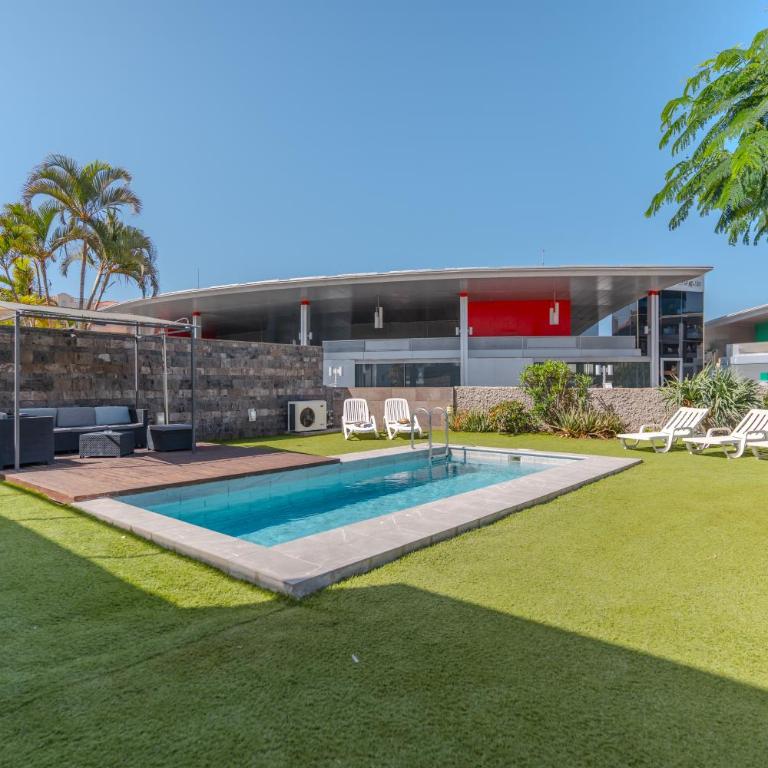 Villa Playa del Duque, Costa Adeje by Paramount Holidays - Villa - 8