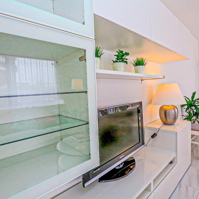 Versalles - ONLY FAMILIES - Two-Bedroom Apartment - 16