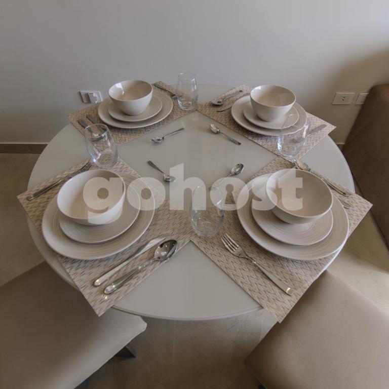 New 1 BR apt in Luque near the Airport - Apartment - 9