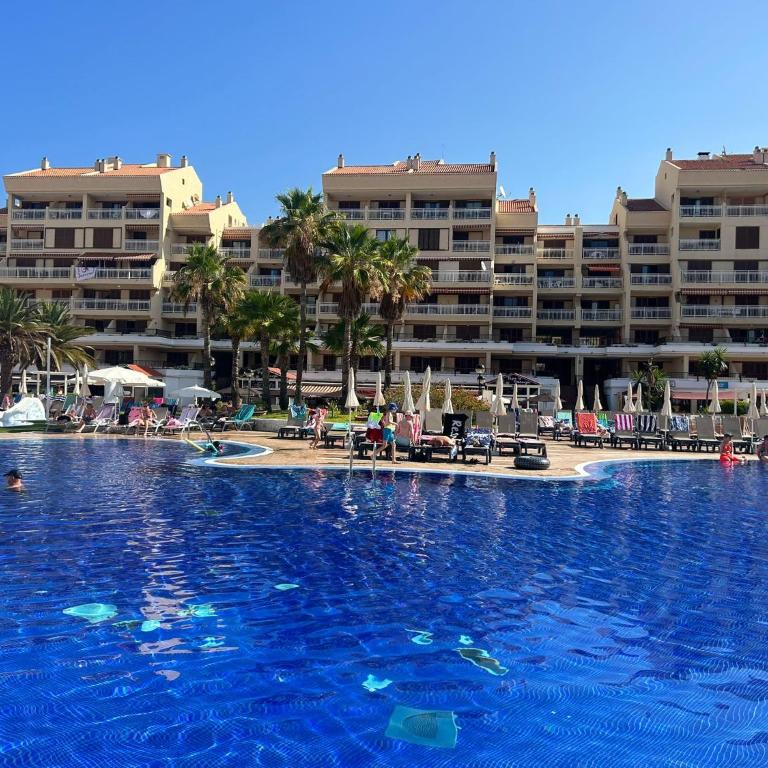 2 bed apt with pool views in Las Americas K201 - Apartamento de 2 dormitorios - 7