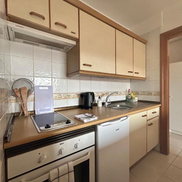 2 bed apt with pool views in Las Americas K201 - Apartamento de 2 dormitorios - 13