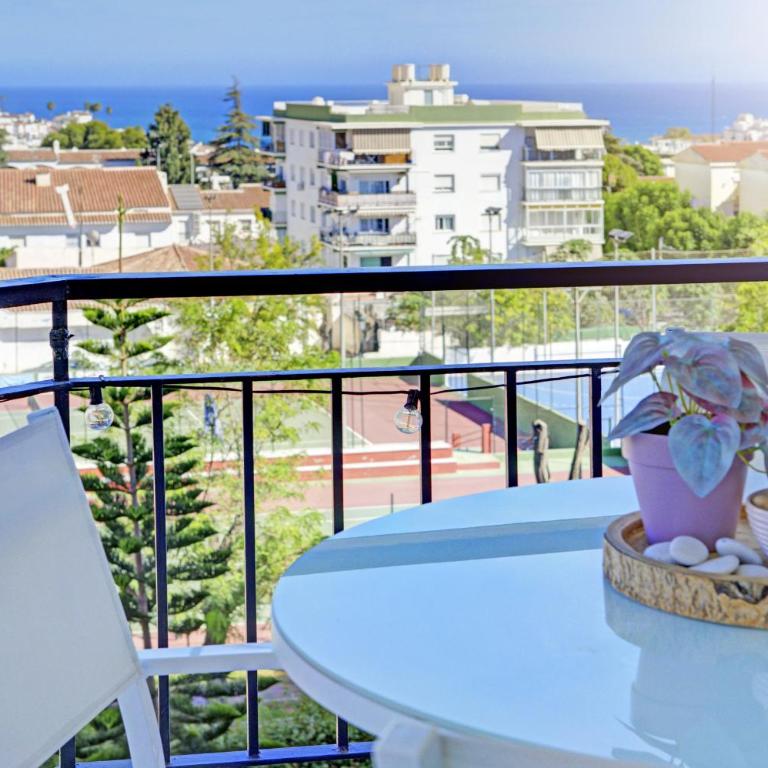 Apartamento Nerja - Urbanización Almijara - Apartamento con vistas a la piscina - 2