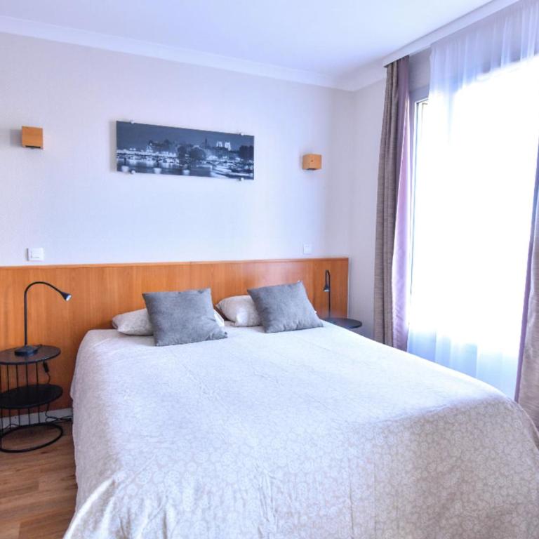 Bright with balcony at Buttes Chaumont - Apartamento - 12