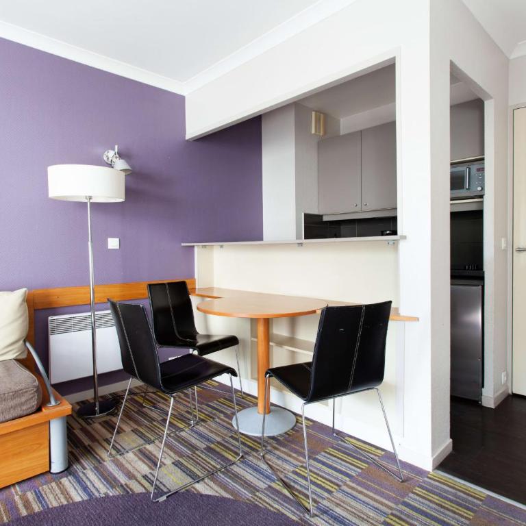 Bright with balcony at Buttes Chaumont - Apartamento - 15