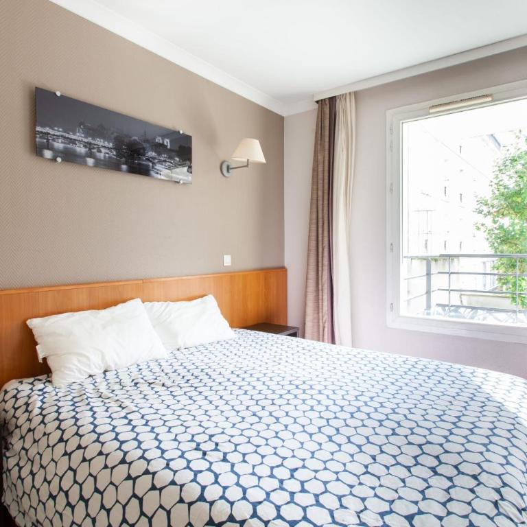 Bright with balcony at Buttes Chaumont - Apartamento - 26