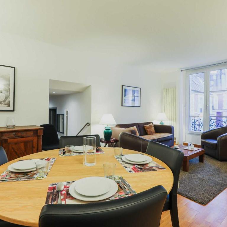 Ideal location 2P quiet Arc de Triomphe - Appartement - 9