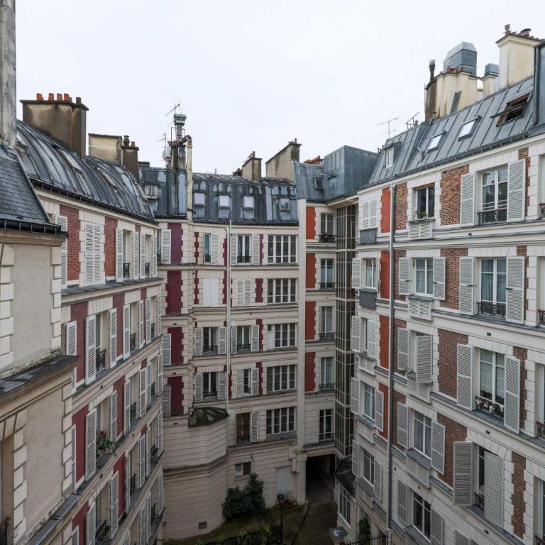 Ideal location 2P quiet Arc de Triomphe - Appartement - 16