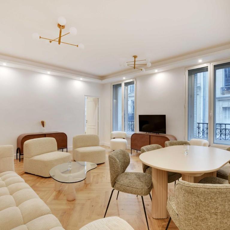 Harmonious 2BDR - 4P apartment - Champs Elysees - Apartment - 1