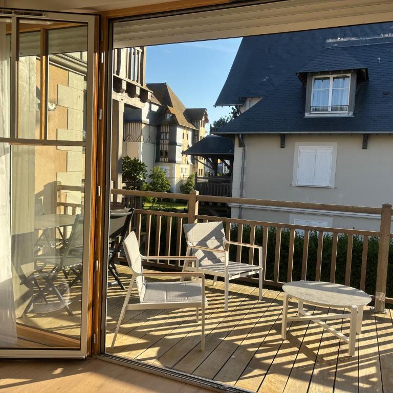 La presqu'île 2 bedrooms with terrace and garage - Two-Bedroom Apartment - 13
