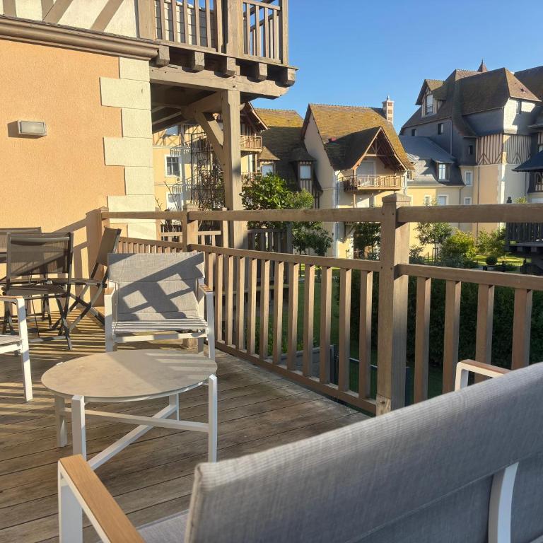 La presqu'île 2 bedrooms with terrace and garage - Two-Bedroom Apartment - 14