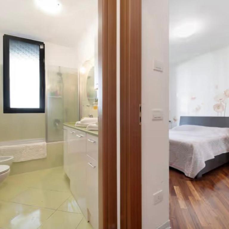 Easy Como Stay con parcheggio gratuito Collegamento con la Svizzera - Appartamento con 1 Camera da Letto - 16