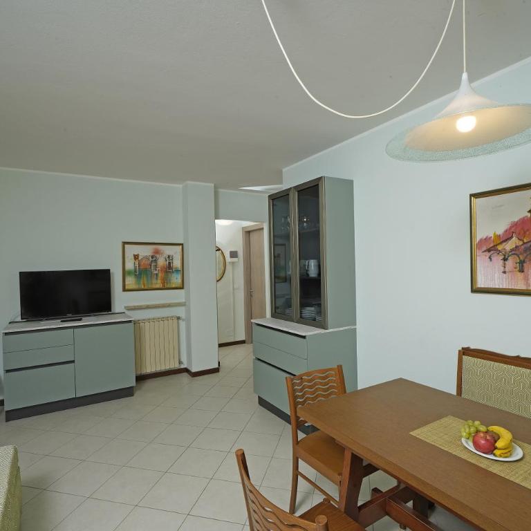 Residence Arca - Appartamento con 2 camera da letto con Balcone o Terrazza - 2