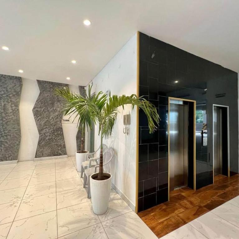 Luxe & Central Premium Amenities Self Check-in - One-Bedroom Apartment with View - 11