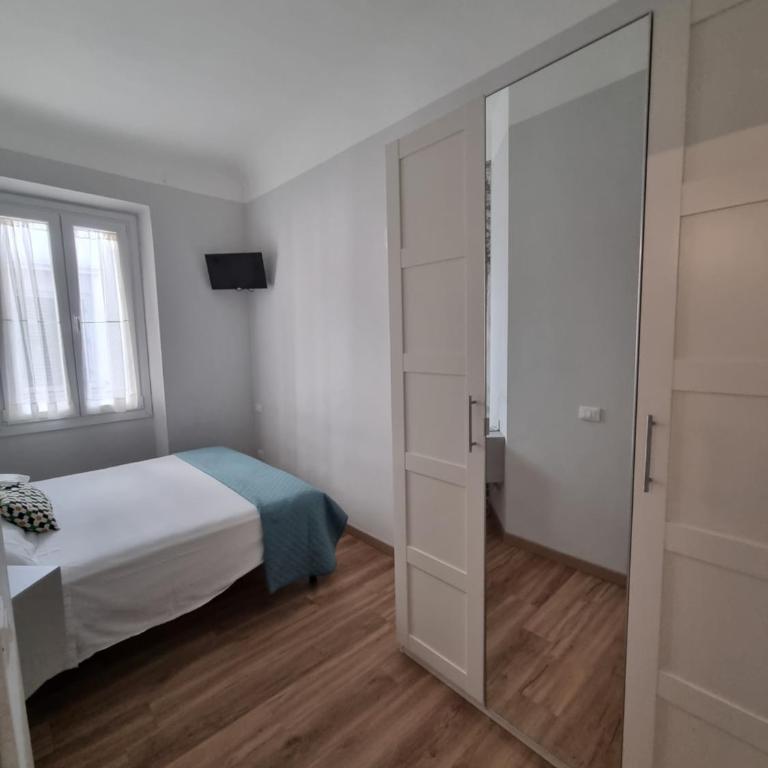 La Chicca historic center Florence - Appartamento con 2 Camere da Letto - 5