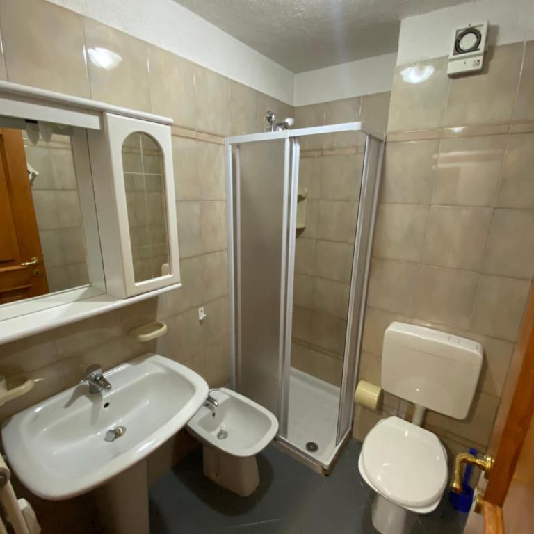 Residence Alberghiero Splendor - Apartment mit 2 Schlafzimmern und Bergblick - 10