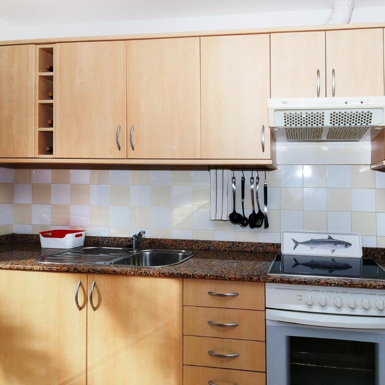 Apartment La Raspa Sea Views 2 Bedrooms By PVL - Apartamento con vistas al lago - 9