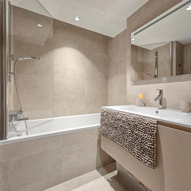 Standing Megeve - 2 to 8 people - Mont d'Arbois - Appartement Supérieur avec Sauna - 24