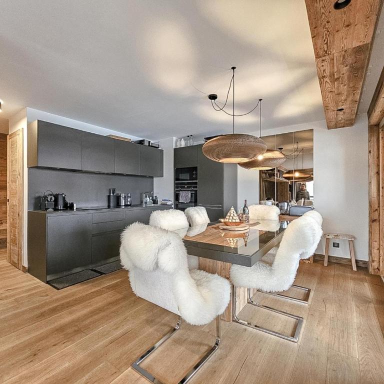 Standing Megeve - 2 to 8 people - Mont d'Arbois - Appartement Supérieur avec Sauna - 6