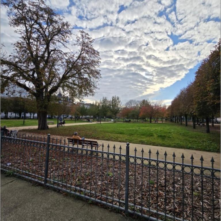 Logement lumineux proche du stade de France - Appartement - 27
