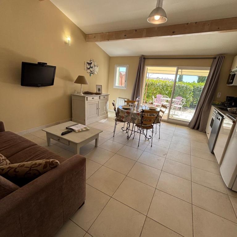 Petite maison à 2 pas du centre de Bédoin - Maison 1 Chambre - 4