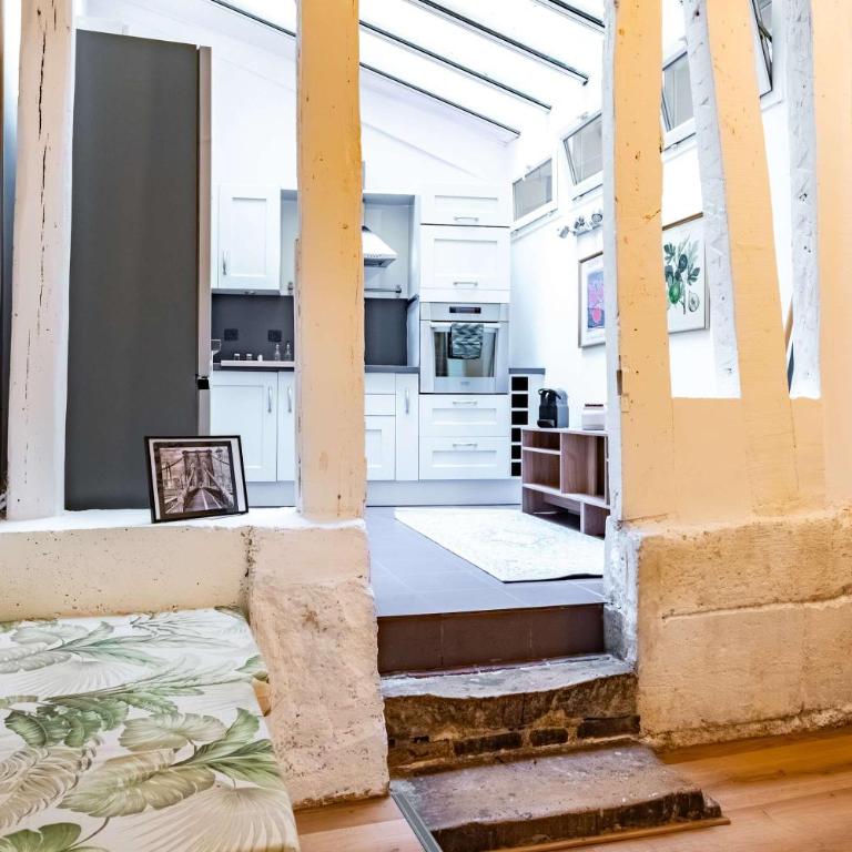 6 Guests Flat in heart of Paris - Pompidou - Apartment - 9