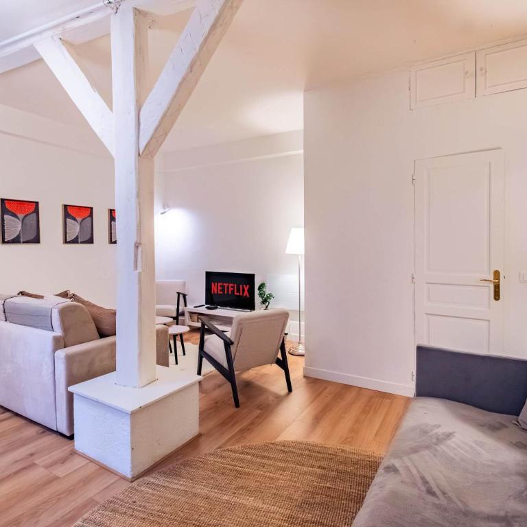 6 Guests Flat in heart of Paris - Pompidou - Apartment - 24