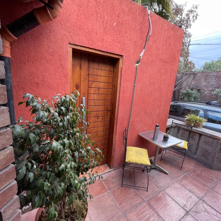 Hostel Ruca Potu - Habitación Triple con baño privado - 9