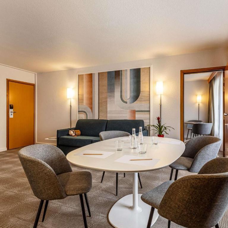 Novotel Lille Centre Gares - Suite avec 1 Lit Double et 1 Canapé-Lit - 8