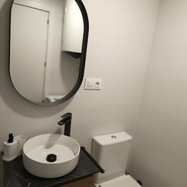 Be Happy Confort Vallecas II - One-Bedroom Apartment - 20