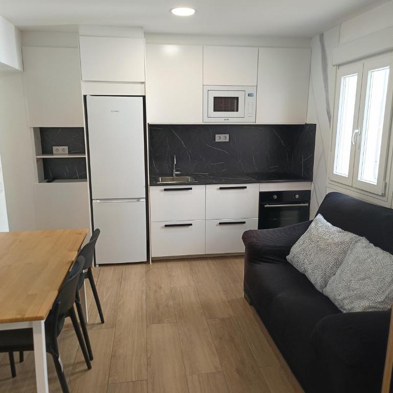 Be Happy Confort Vallecas II - One-Bedroom Apartment - 11