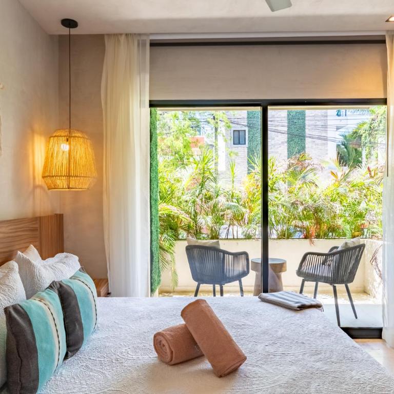 Bakal Studios - Studio with Balcony - 19