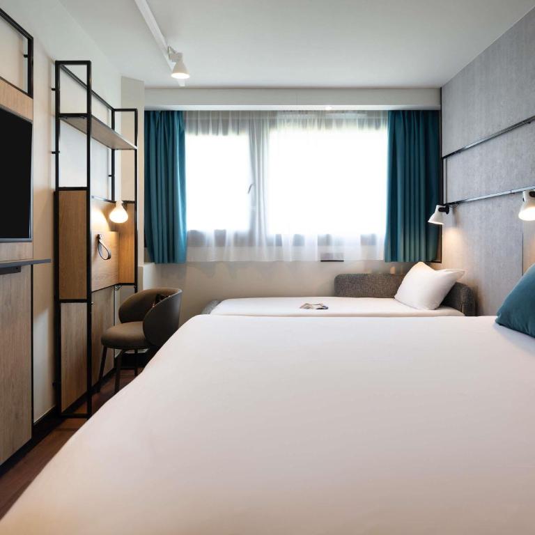 ibis Paris Gare de Lyon Diderot - Chambre Triple avec 1 Lit Double et 1 Canapé-Lit - 7