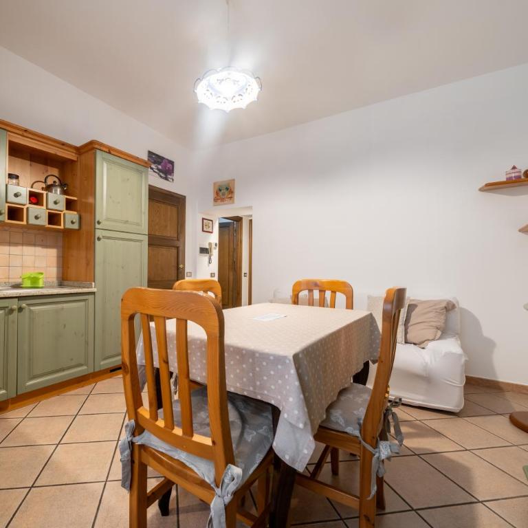 Appartamento Via Arnolfo di cambio ,Great for families! - Appartamento con 2 Camere da Letto - 4