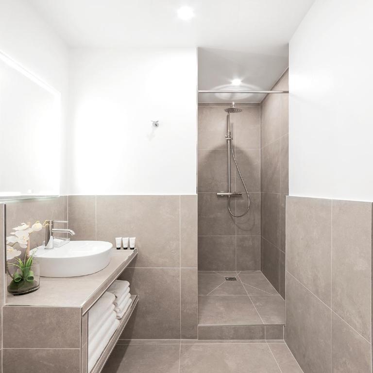 LivinParis - Luxury AC 4 Bedrooms Arc de Triomphe I - Appartement - 13