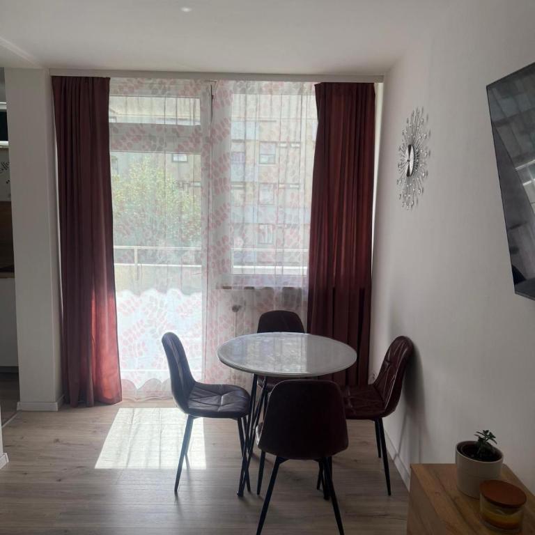 Apartment AS mit Balkon - Apartment mit 1 Schlafzimmer - 2