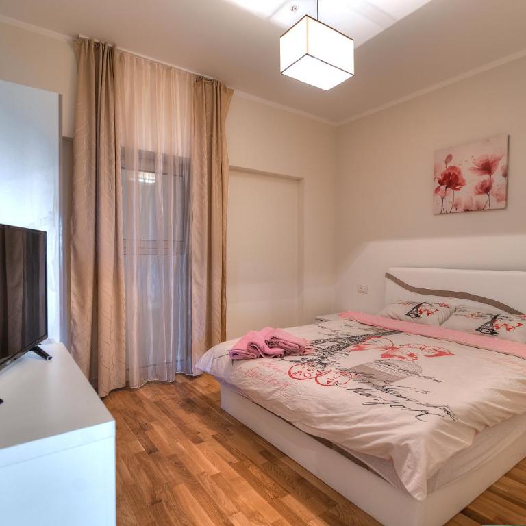 Harmonia Sunrise Apartments - Three-Bedroom Premium Apartment with Resort View - 13