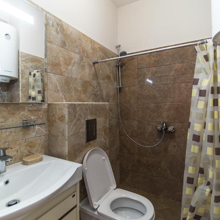 Harmonia Sunrise Apartments - Appartement 3 Chambres avec Vue sur la Montagne - 6